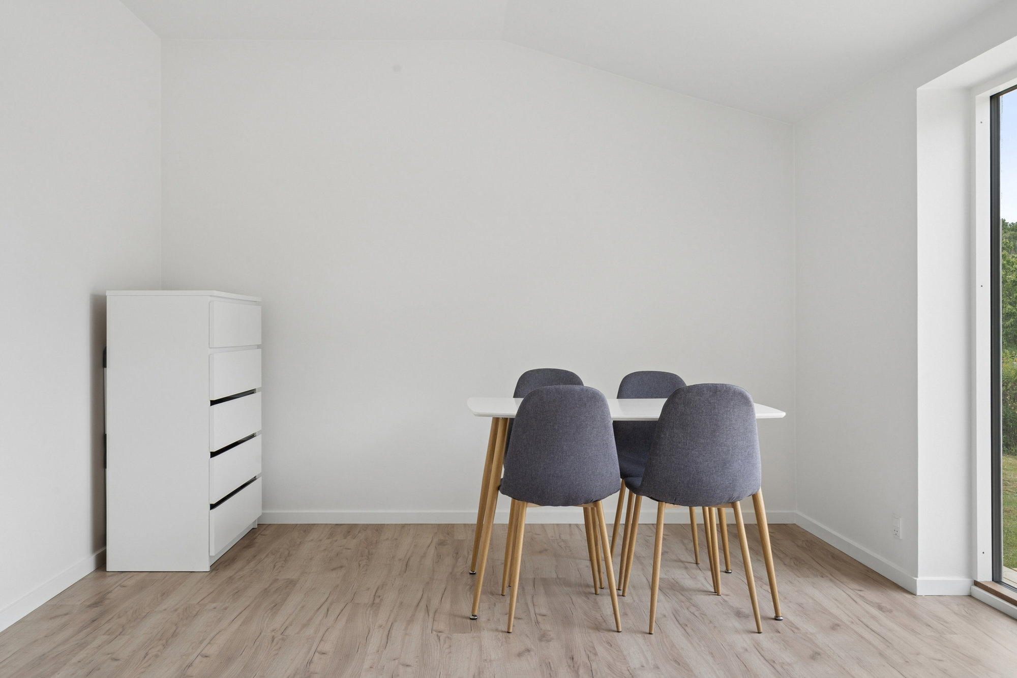 Krydset 30, 4300 Holbæk
