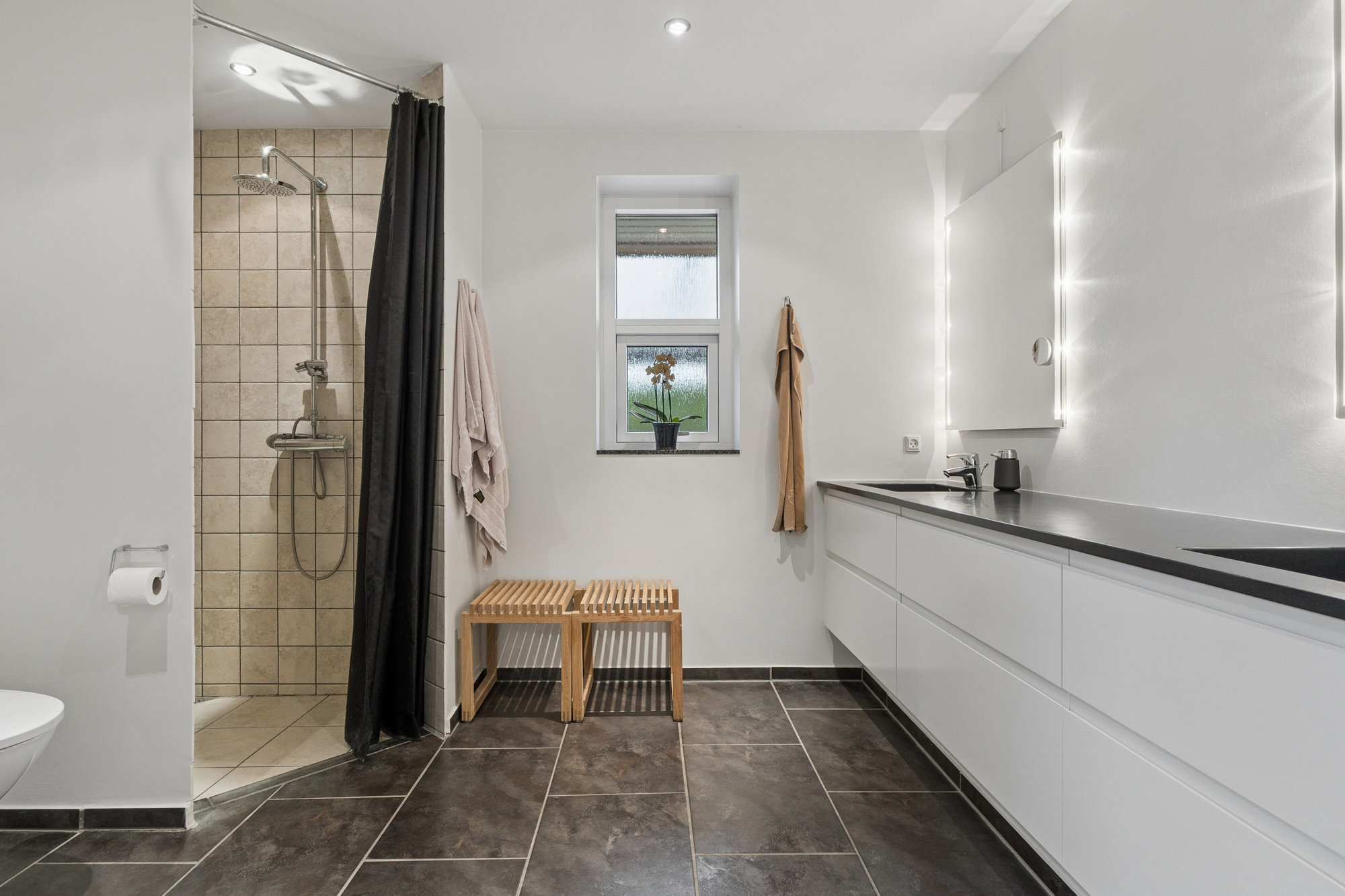 Diskret sag , 4330 Hvalsø